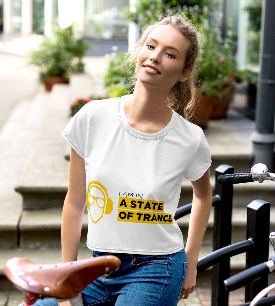 I'm In A State Of Trance: Crop Tee
