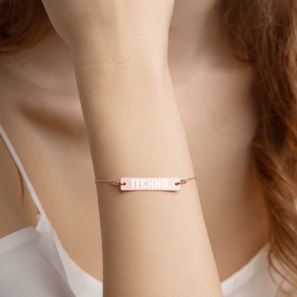 TECHNO: Engraved Silver Bar Chain Bracelet - Image 3